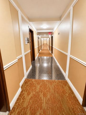 15115 84th Street 6D, Howard Beach, NY 11414