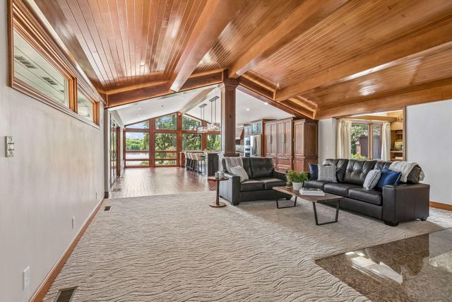 2205 Long Lake Road, New Brighton, MN 55112