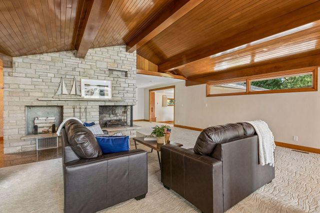 2205 Long Lake Road, New Brighton, MN 55112