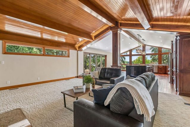 2205 Long Lake Road, New Brighton, MN 55112