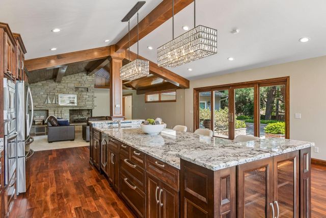 2205 Long Lake Road, New Brighton, MN 55112