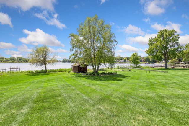 2205 Long Lake Road, New Brighton, MN 55112