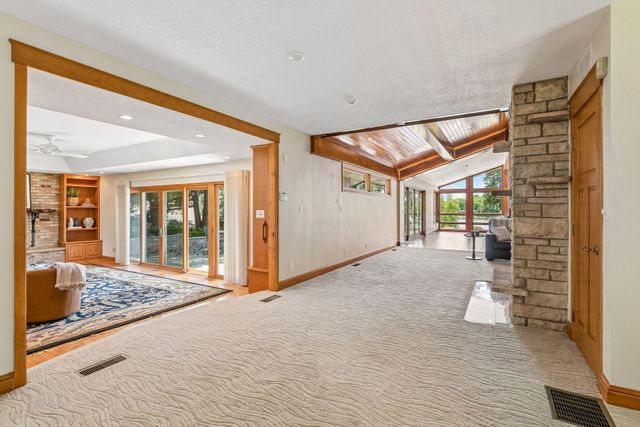 2205 Long Lake Road, New Brighton, MN 55112