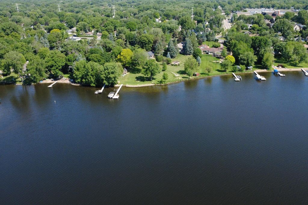 2205 Long Lake Road, New Brighton, MN 55112 — photo 2