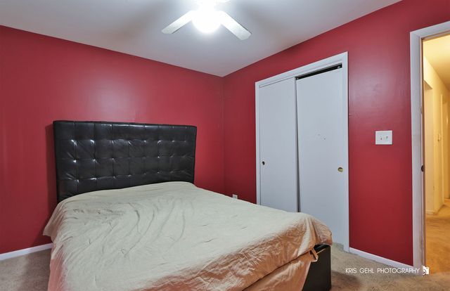 33312 N Lone Rock Road, Grayslake, IL 60030