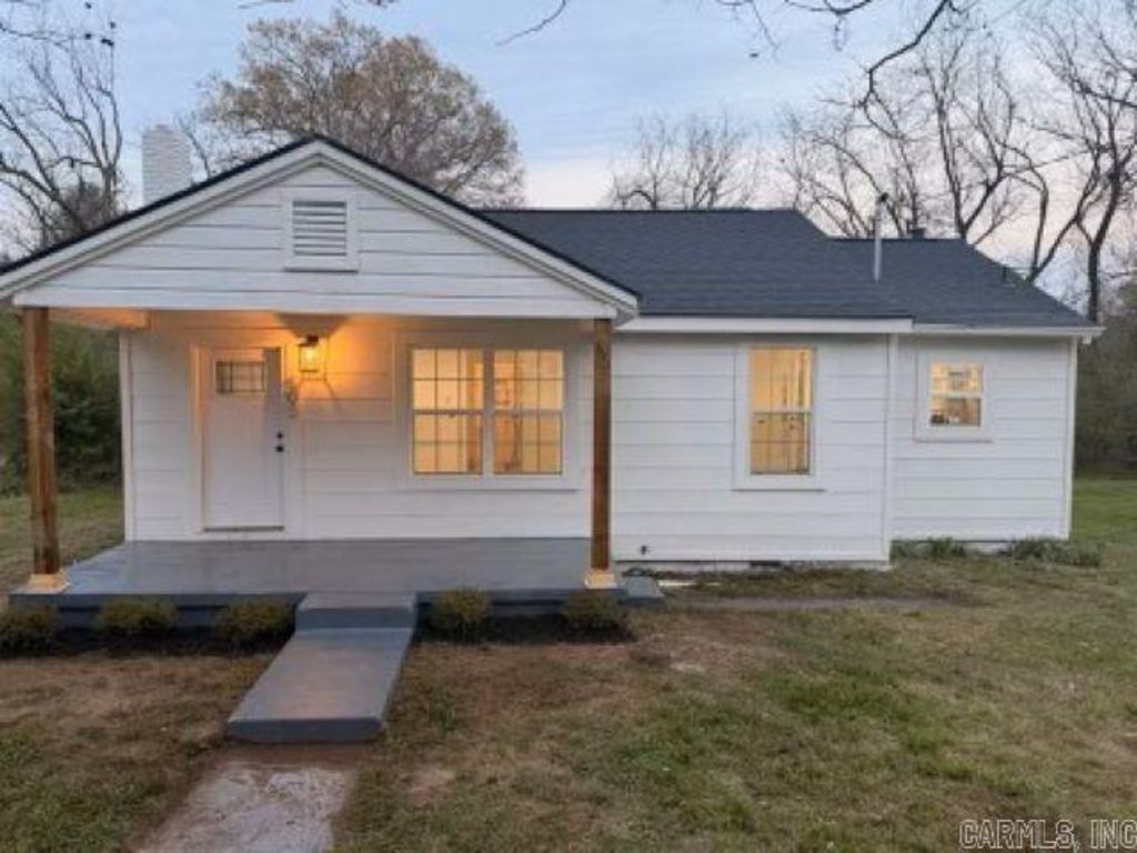 303 Lombardy Lane, Forrest City, AR 72335