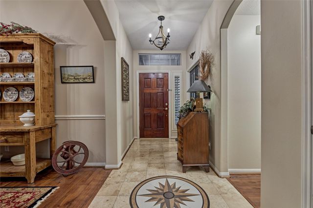 119 N Rambling Ridge Place, The Woodlands, TX 77385