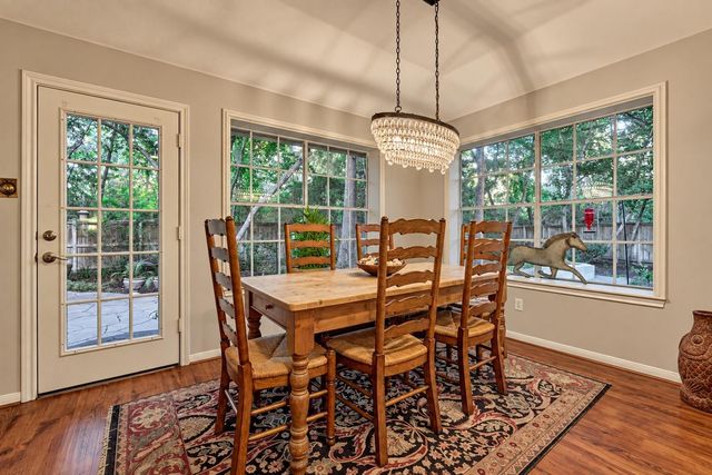 119 N Rambling Ridge Place, The Woodlands, TX 77385