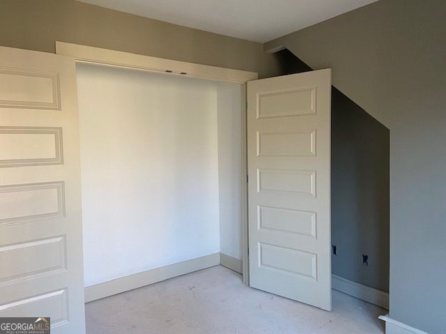 59 Creek Bend Point, Cleveland, GA 30528