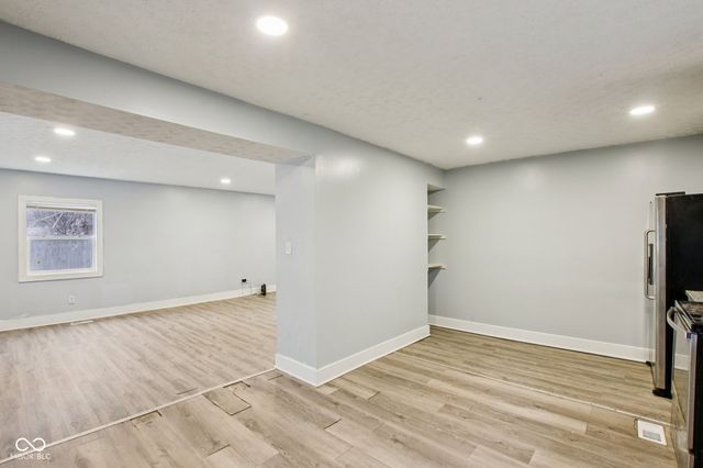 421 W 39th Street, Indianapolis, IN 46208