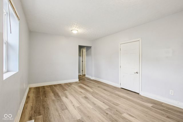 421 W 39th Street, Indianapolis, IN 46208