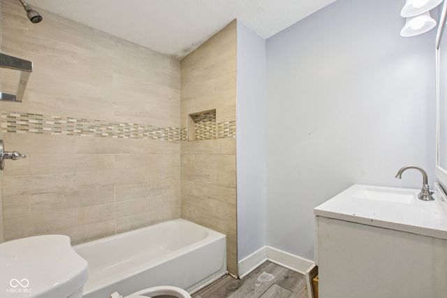 421 W 39th Street, Indianapolis, IN 46208