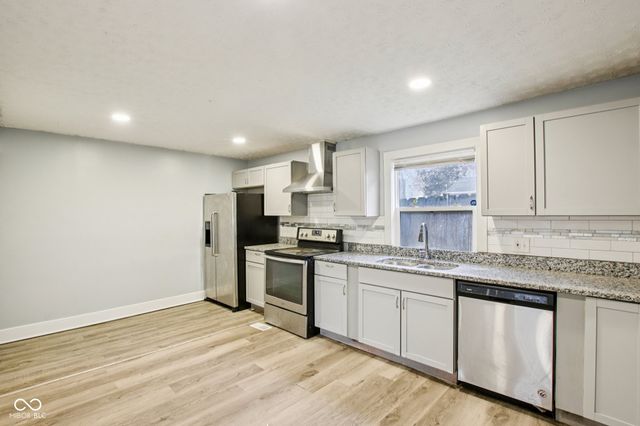 421 W 39th Street, Indianapolis, IN 46208