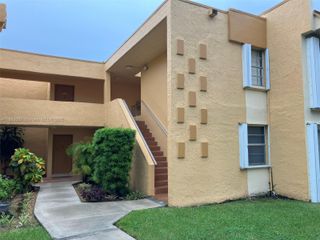 9311 SW 4th St 104B, Miami, FL 33174