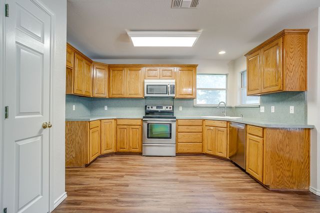 1033 Teresa Court, Weatherford, TX 76086