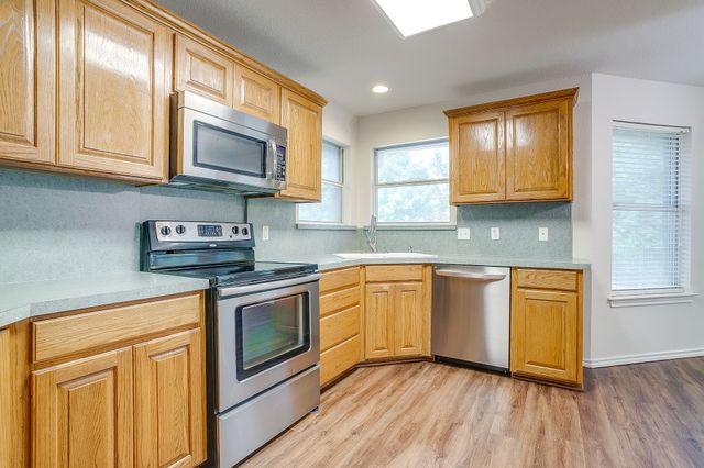 1033 Teresa Court, Weatherford, TX 76086