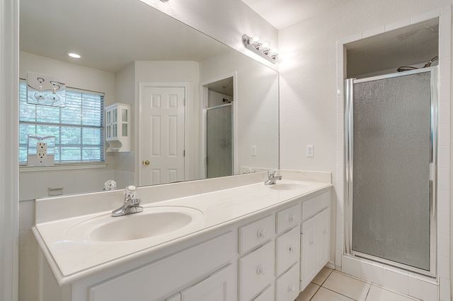 1033 Teresa Court, Weatherford, TX 76086