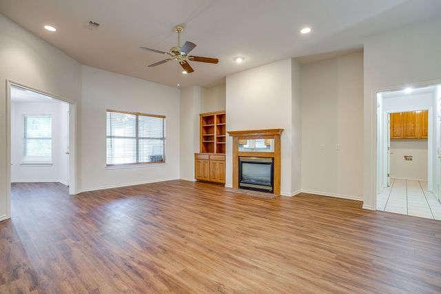 1033 Teresa Court, Weatherford, TX 76086