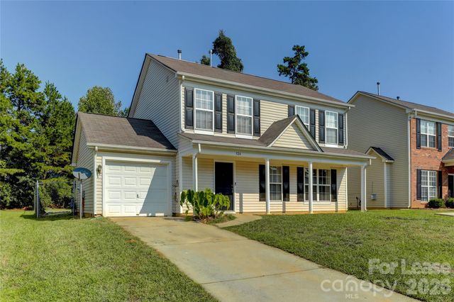 524 Stillgreen Lane, Charlotte, NC 28214