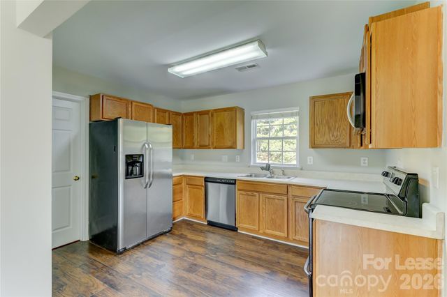 524 Stillgreen Lane, Charlotte, NC 28214