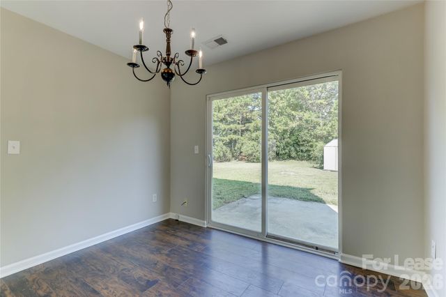 524 Stillgreen Lane, Charlotte, NC 28214