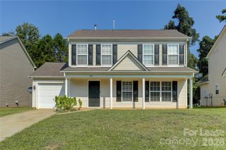 524 Stillgreen Lane, Charlotte, NC 28214