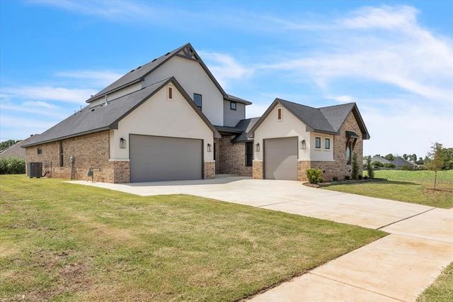 3305 Sugar Maple Way, Oklahoma City, OK 73179