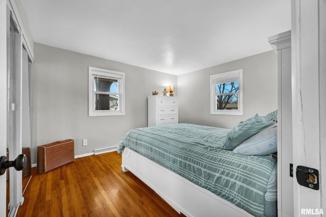 1827 W WINNEBAGO Drive, Peoria, IL 61614