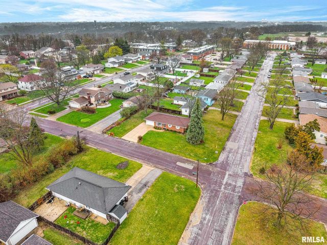 1827 W WINNEBAGO Drive, Peoria, IL 61614