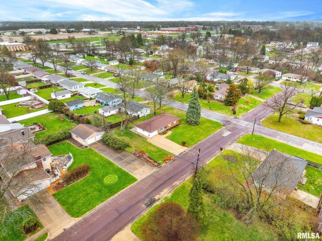 1827 W WINNEBAGO Drive, Peoria, IL 61614