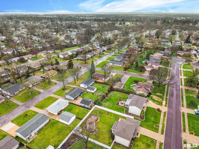 1827 W WINNEBAGO Drive, Peoria, IL 61614