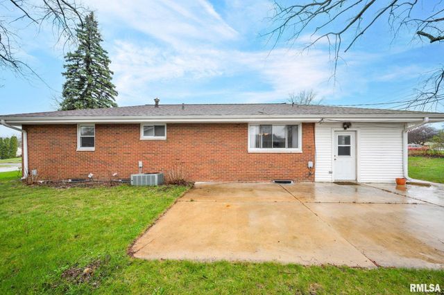 1827 W WINNEBAGO Drive, Peoria, IL 61614