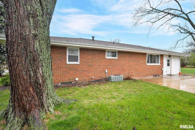 1827 W WINNEBAGO Drive, Peoria, IL 61614