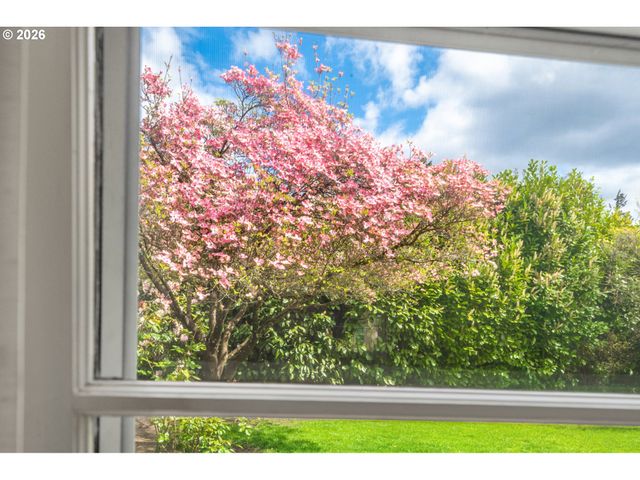 1934 Se 58TH Ave, Portland, OR 97215