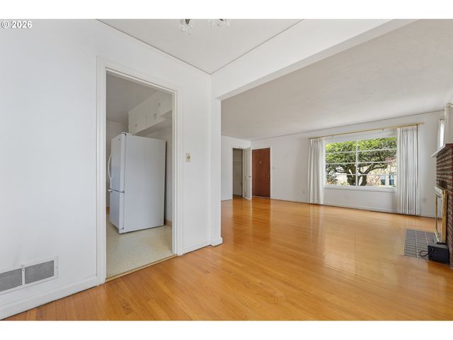 1934 Se 58TH Ave, Portland, OR 97215