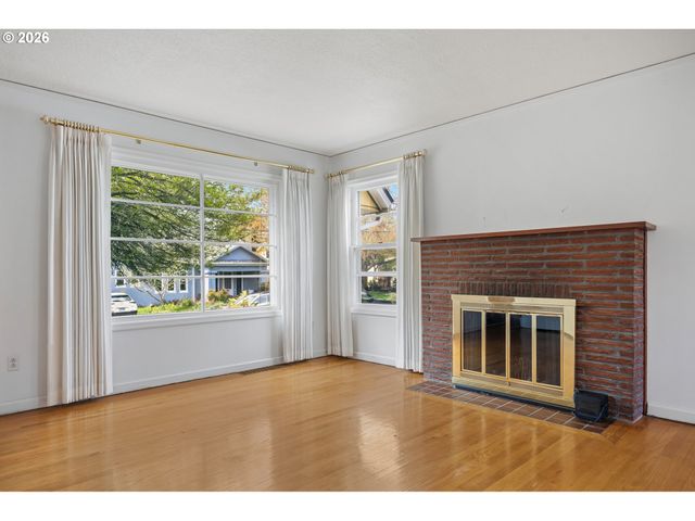 1934 Se 58TH Ave, Portland, OR 97215