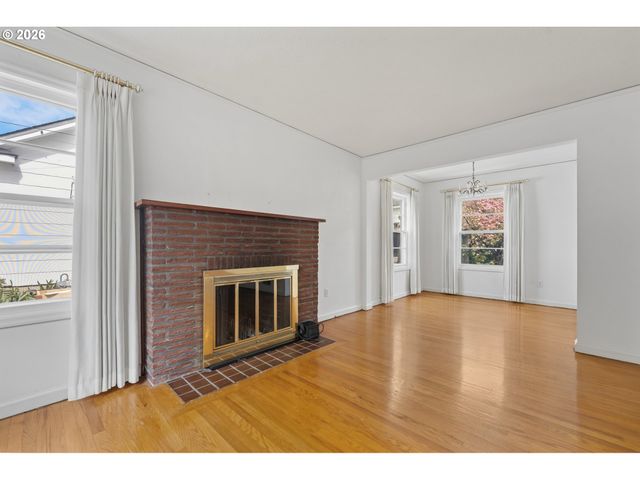 1934 Se 58TH Ave, Portland, OR 97215