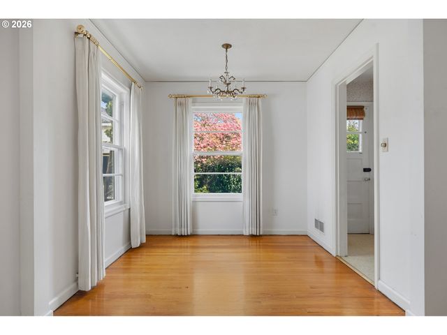 1934 Se 58TH Ave, Portland, OR 97215