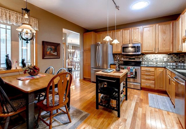 513 Cannon Way, Dundas, MN 55019