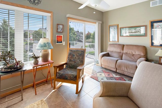 513 Cannon Way, Dundas, MN 55019