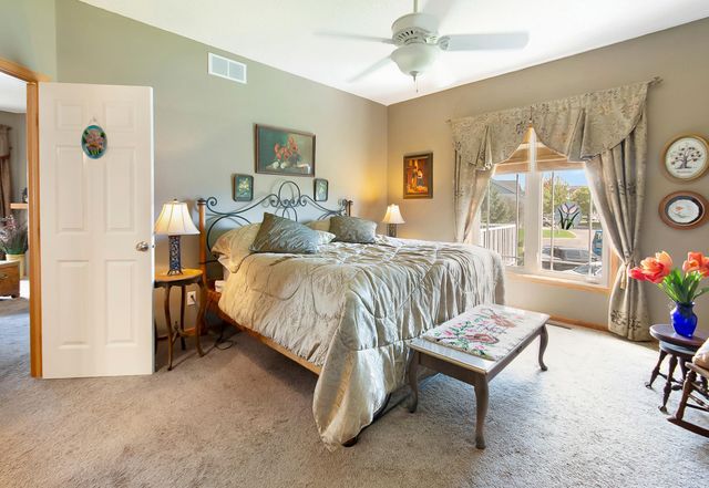 513 Cannon Way, Dundas, MN 55019