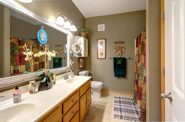 513 Cannon Way, Dundas, MN 55019