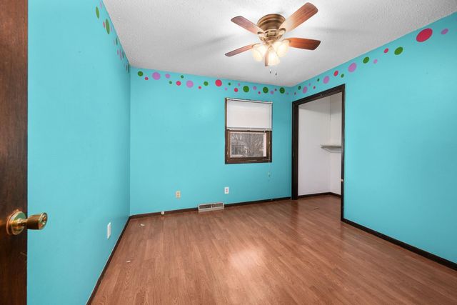 111 Hillside Drive, Park View, IA 52748