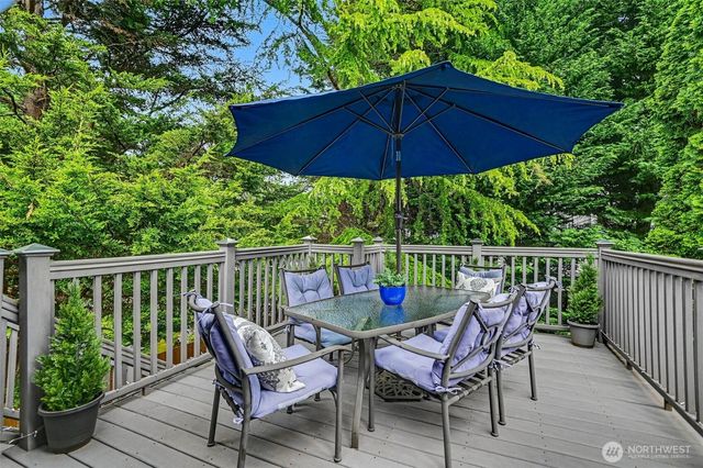 19721 9th Drive SE, Bothell, WA 98012