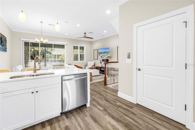 3207 NAUTICAL PLACE S, St Petersburg, FL 33712