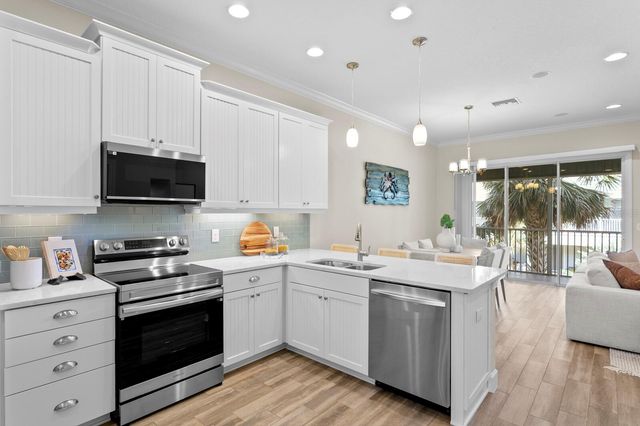 3207 NAUTICAL PLACE S, St Petersburg, FL 33712