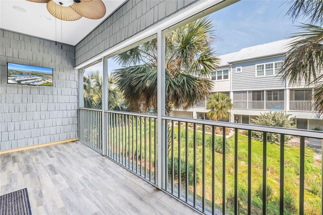 3207 NAUTICAL PLACE S, St Petersburg, FL 33712