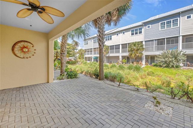 3207 NAUTICAL PLACE S, St Petersburg, FL 33712