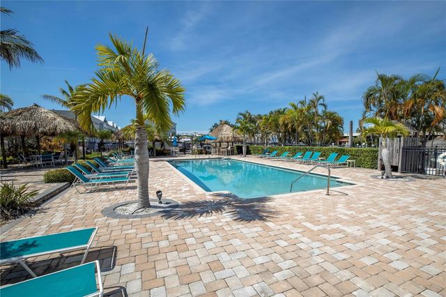 3207 NAUTICAL PLACE S, St Petersburg, FL 33712