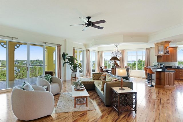 1308 OLD STICKNEY POINT ROAD WP3, Sarasota, FL 34242